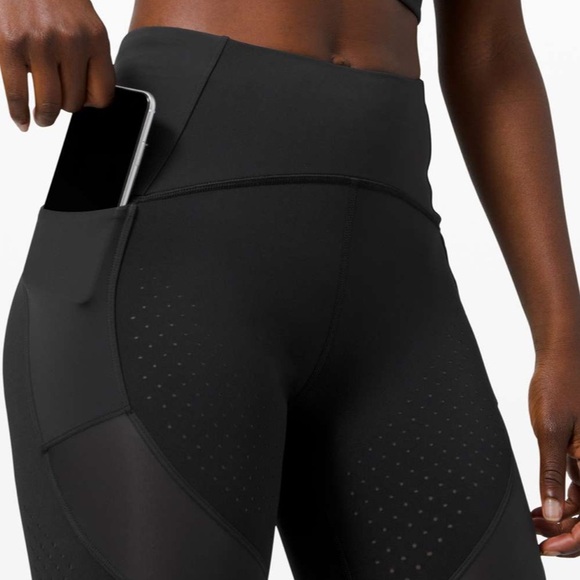 Lululemon like new uncovered strength perforated high rise crop blk leggings - Picture 10 of 12